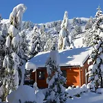Sunlit With Jacuzzi In Turracherhohe Ferienhaus