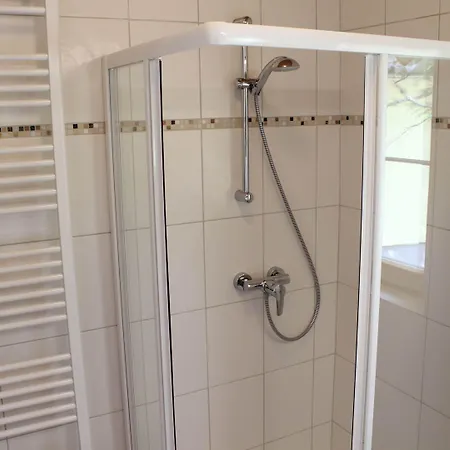 בית נופש Sunlit With Jacuzzi In Turracherhohe *