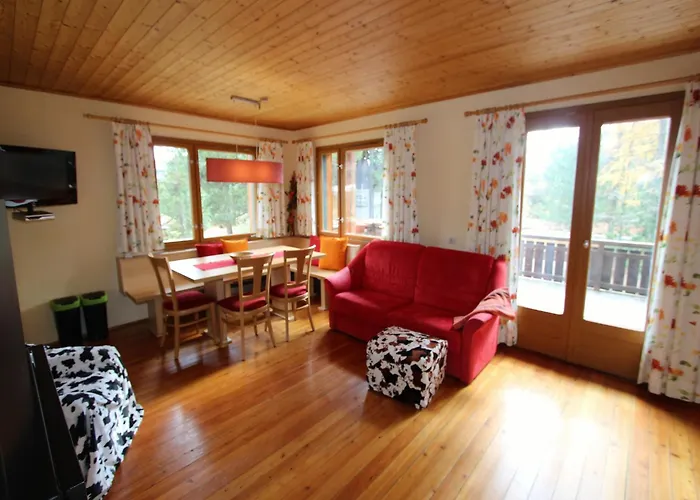 Dom wakacyjny Sunlit With Jacuzzi In Turracherhohe Turracher Hohe