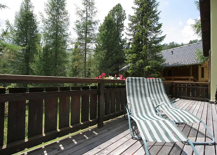 Sunlit With Jacuzzi In Turracherhohe