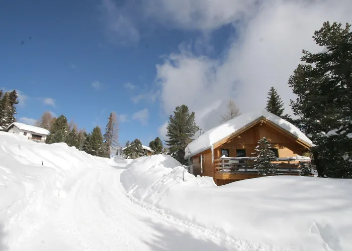 Sunlit With Jacuzzi In Turracherhohe *