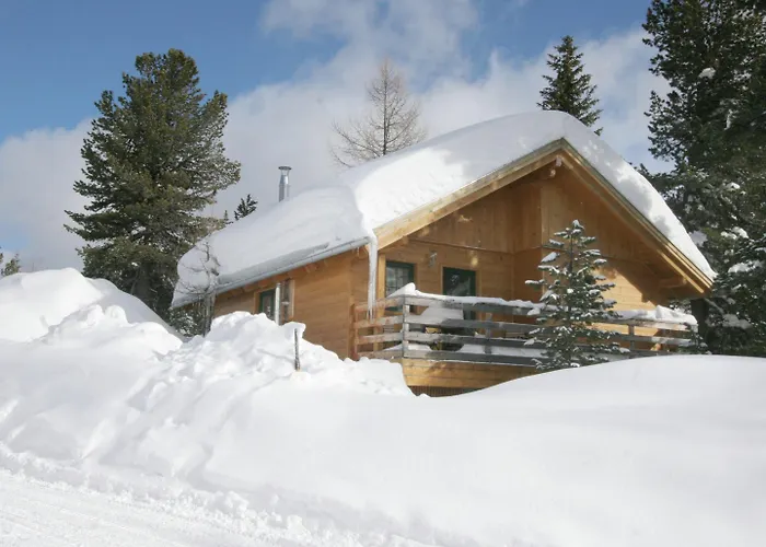 Dom wakacyjny Sunlit With Jacuzzi In Turracherhohe